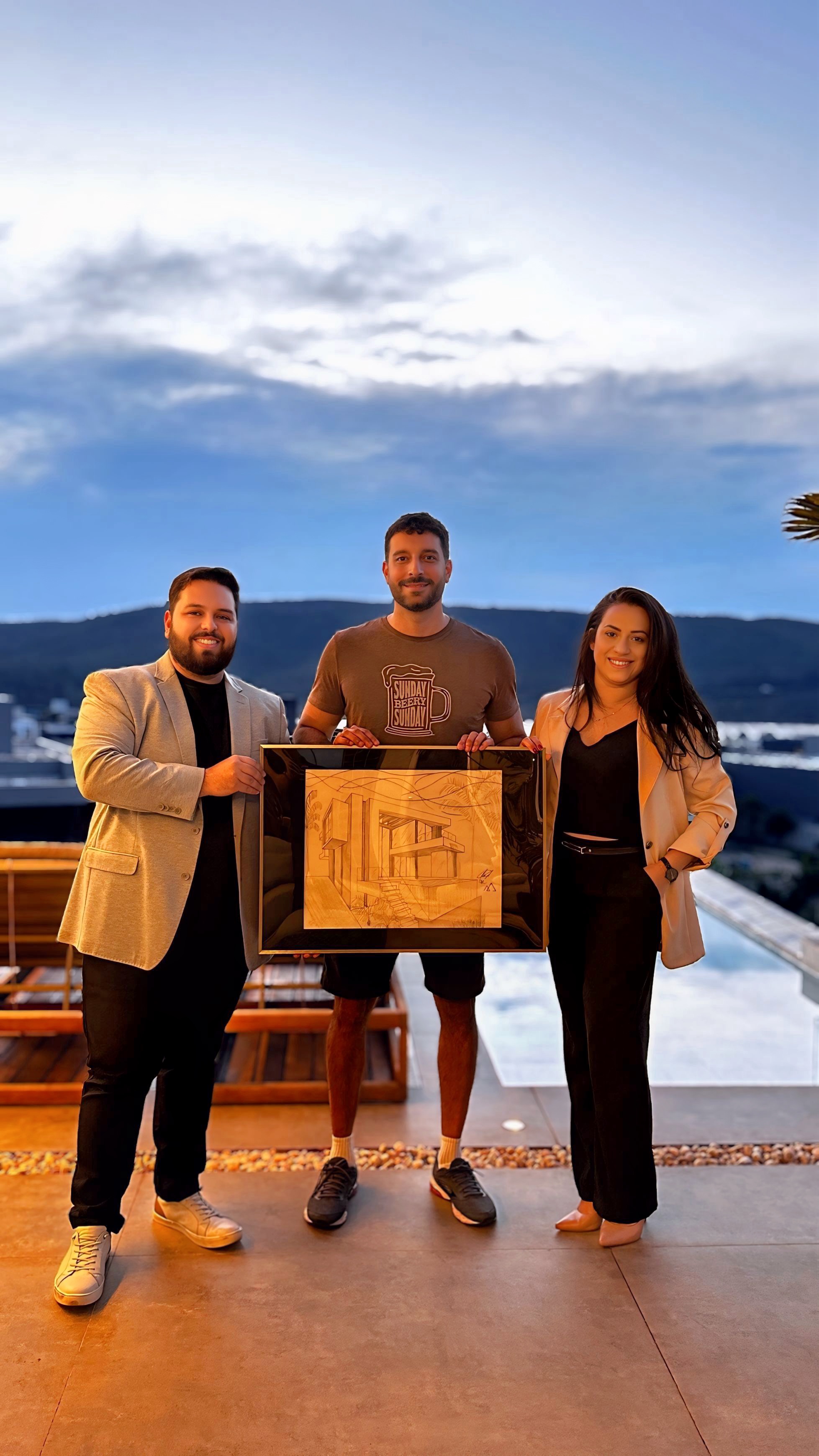 Cliente satisfeito com projeto entregue